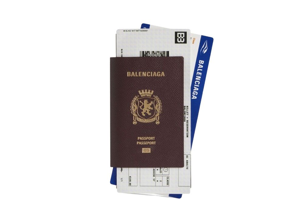 バレンシアガ パスポートロングウォレット バレンシアガ パスポート