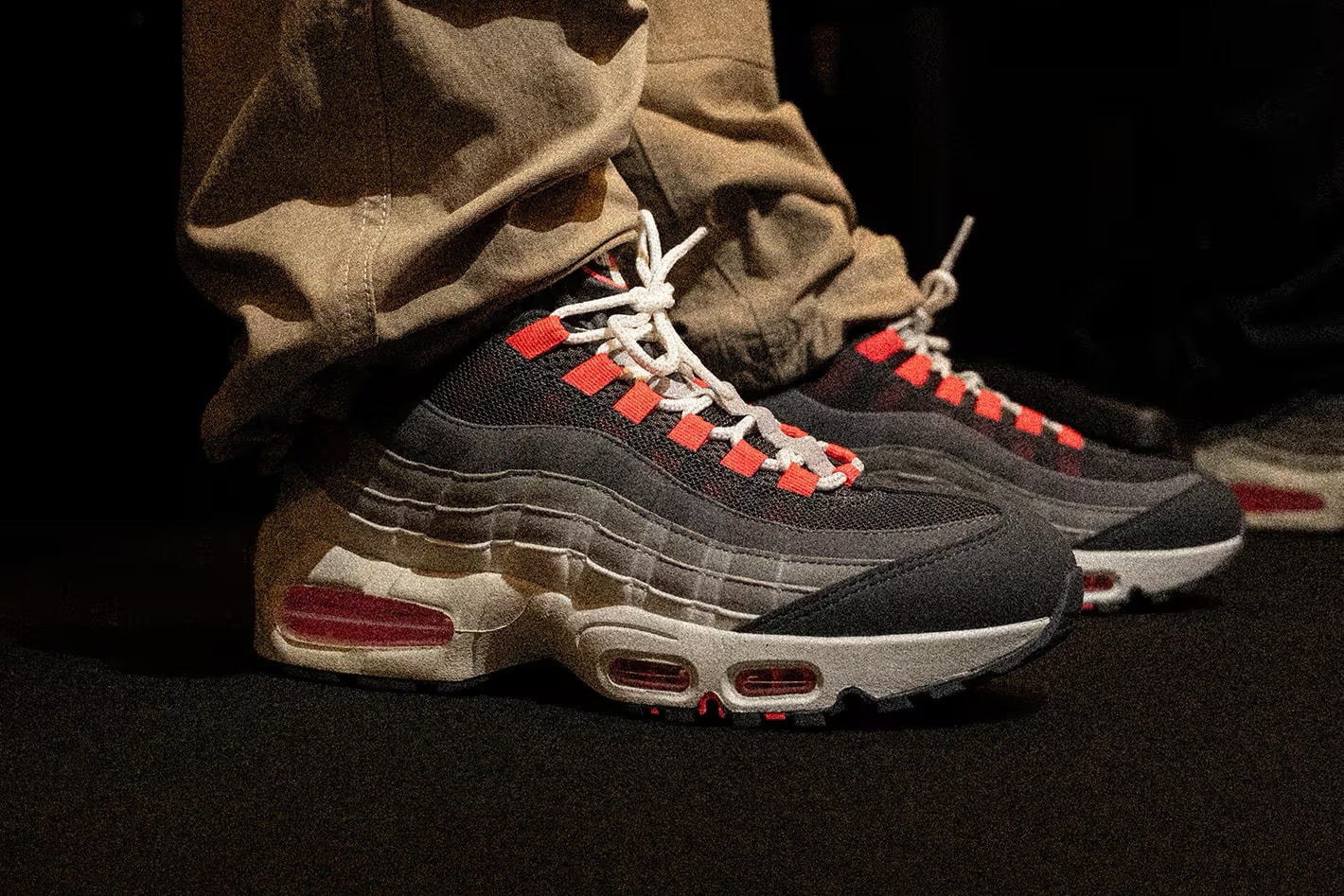 Nike Air Max 95 OG Big Bubble PRM "Reverse Solar Red"|抽選/販売/定価情報
