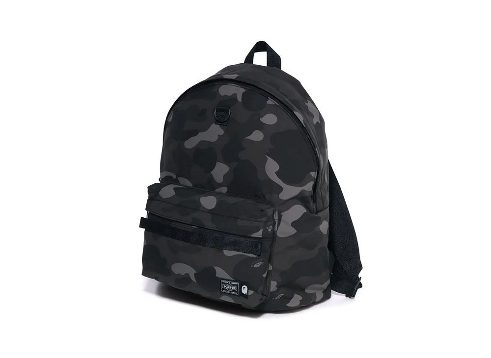 2日間限定値下げ！ A BATHING APE ×PORTER くらべ STAND