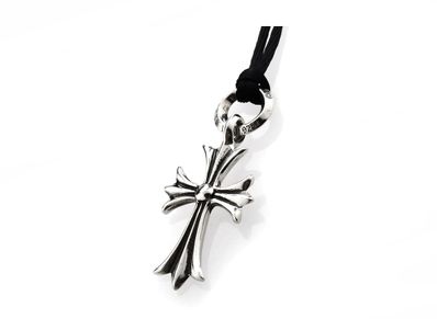 クロムハーツ タイニー Ch クロス チャーム シルバー を買うならスニーカーダンク クロムハーツ タイニー Ch クロス チャーム シルバー を買うならスニーカーダンク