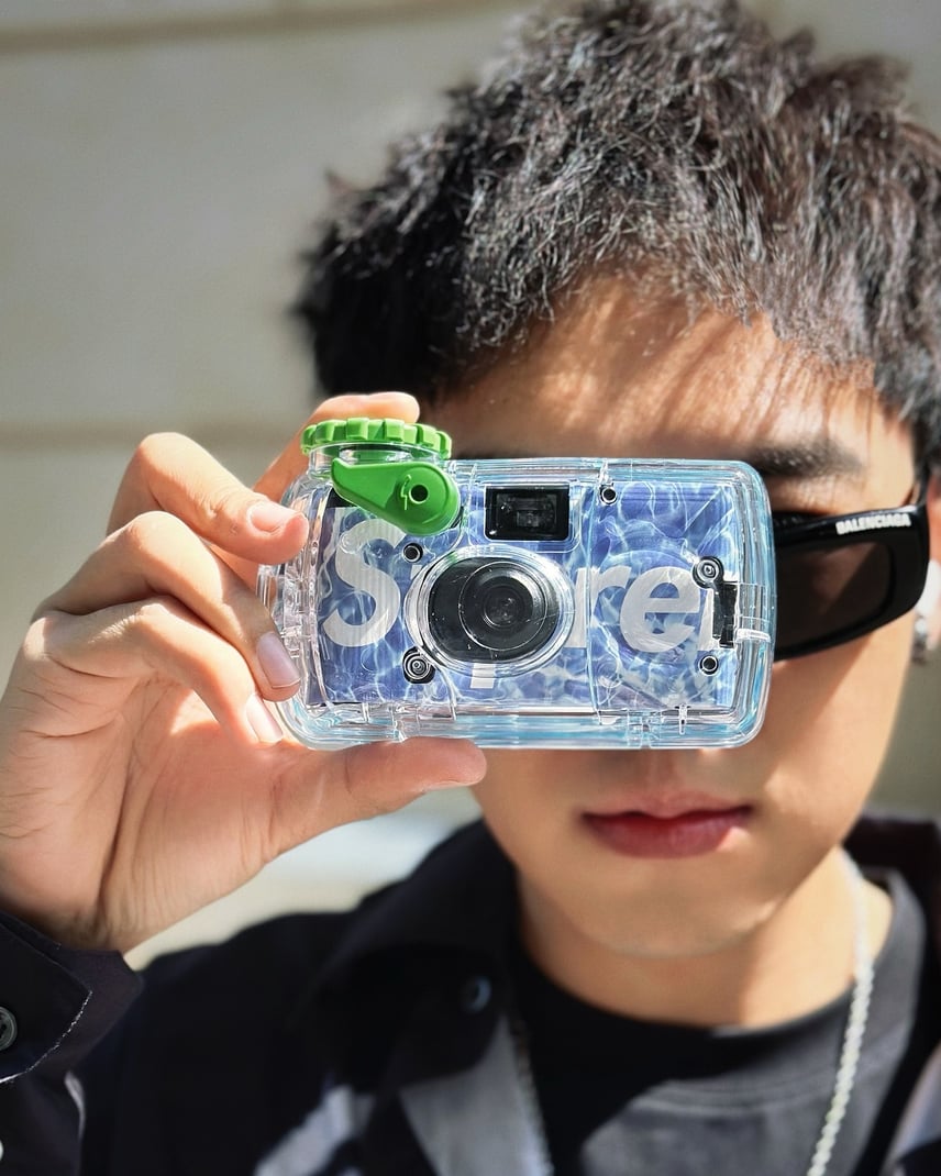 Supreme Fujifilm Waterproof Camera Supreme Fujifilm Waterproof Camera