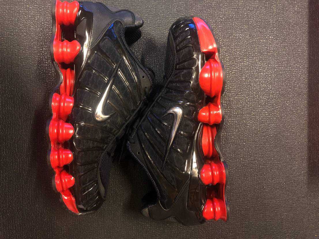 SKEPTA × NIKE SHOXTL BLACK/UNIVERCITYRED