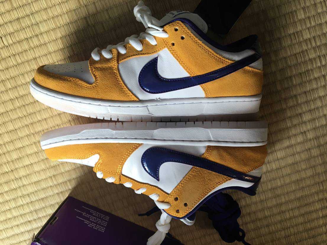 Nike SB Dunk Low "Laser Orange"