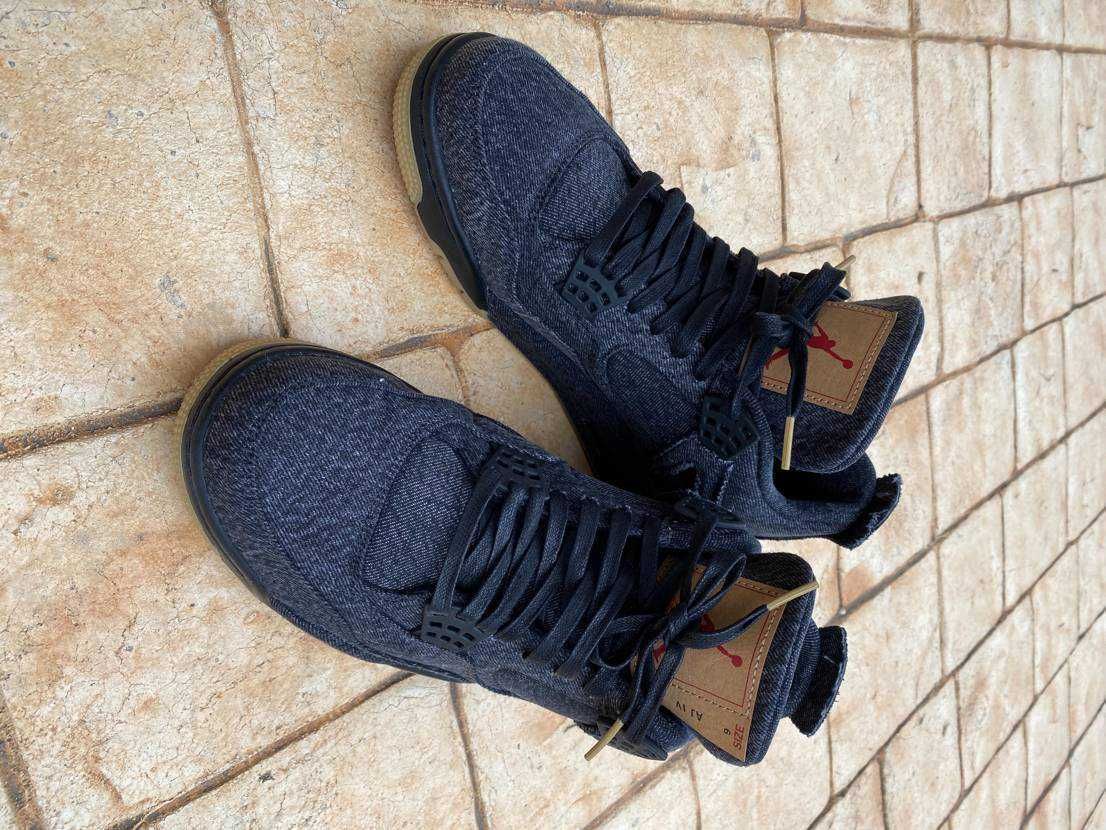 Nike × Levi's Air Jordan 4 "Black Denim" (Tag: ®)