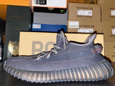 adidas YEEZY Boost 350 V2 "Black"