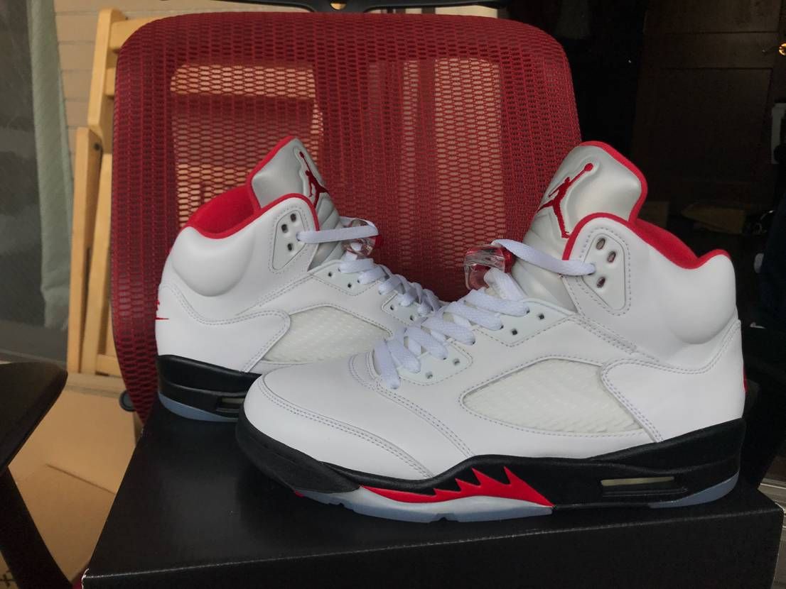 Nike Air Jordan 5 Retro "Fire Red" (2020)