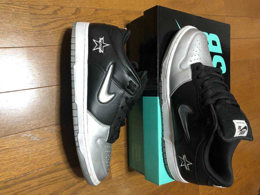 Supreme × Nike Dunk Low "Metallic Silver/Black"