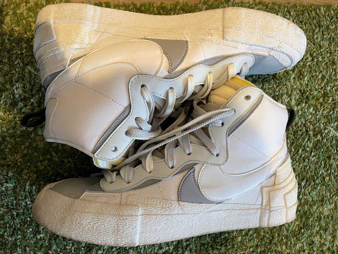 sacai × NIKE BLAZER MID "WHITE/WOLF GREY"