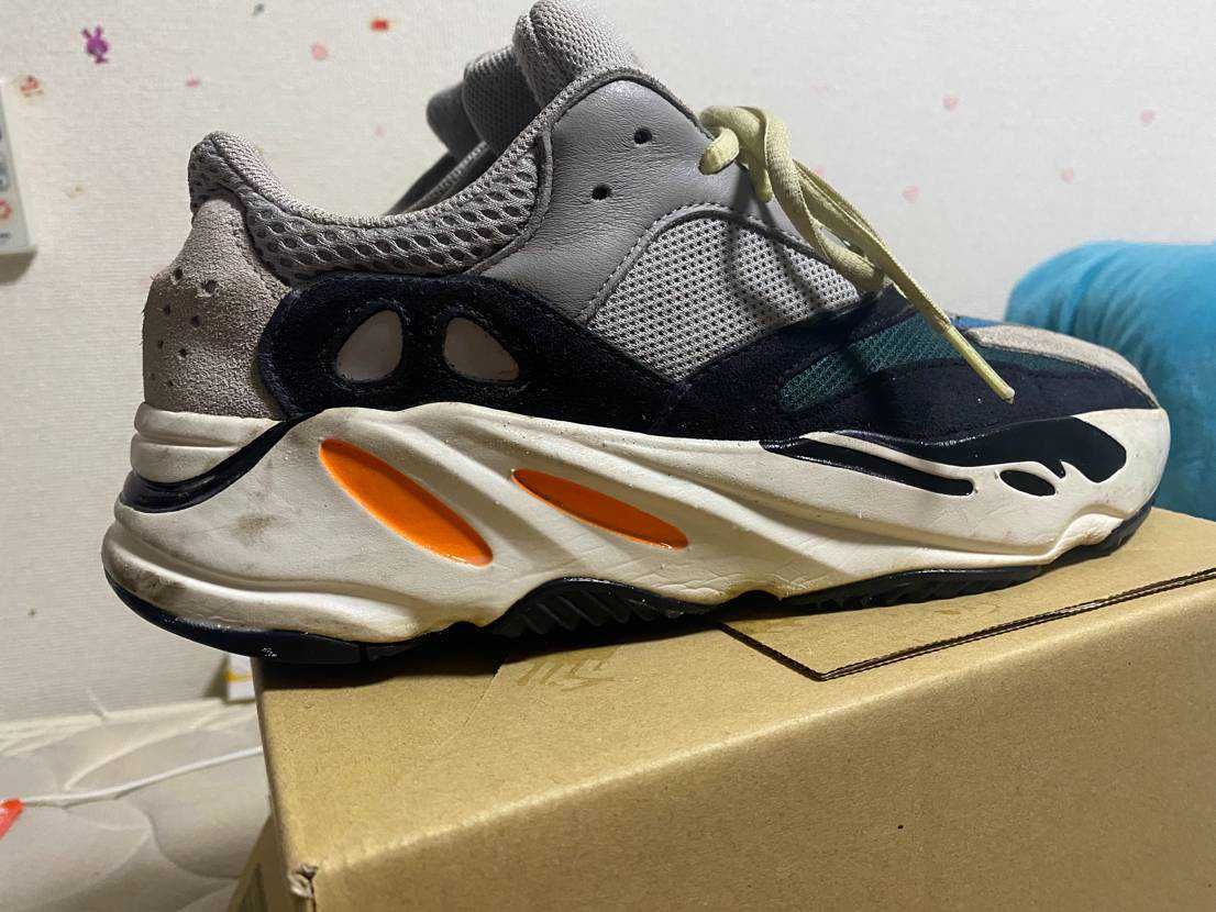 adidas YEEZY Boost 700 "Wave Runner"