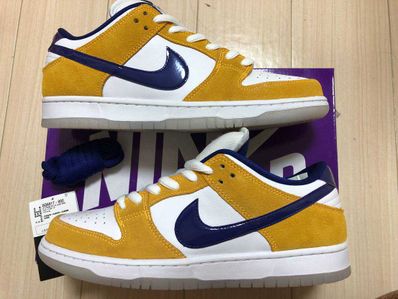 Nike SB Dunk Low "Laser Orange"