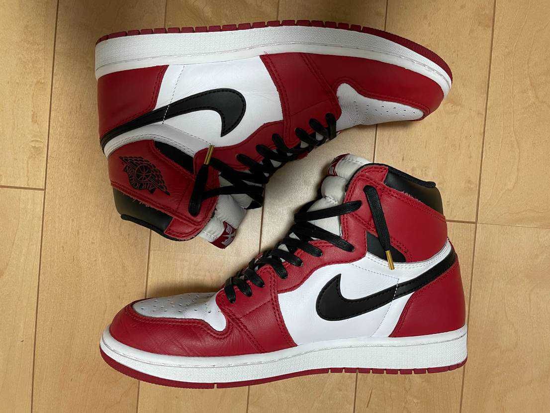 Nike Air Jordan 1 Retro High "Chicago" (2015)