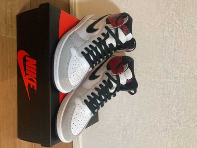 Nike Air Jordan 1 High OG "White/Black/Light Smoke Grey"
