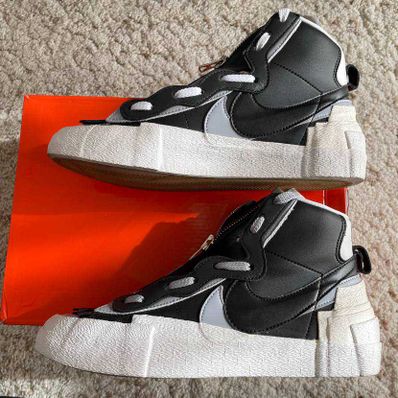 sacai × NIKE BLAZER MID "BLACK/WOLF GREY/WHITE"