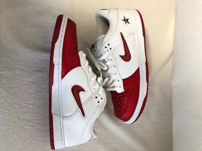 Supreme × Nike Dunk Low "Varsity Red/White"