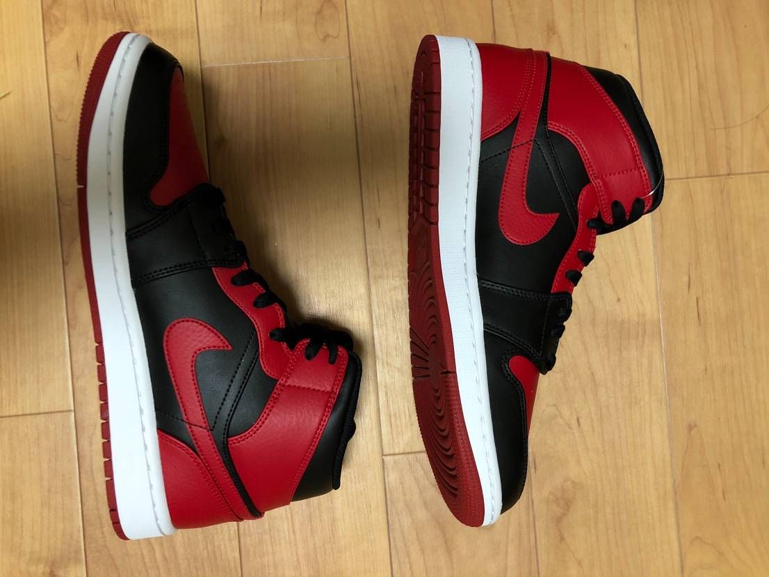 Nike Air Jordan 1 Mid "Bred"