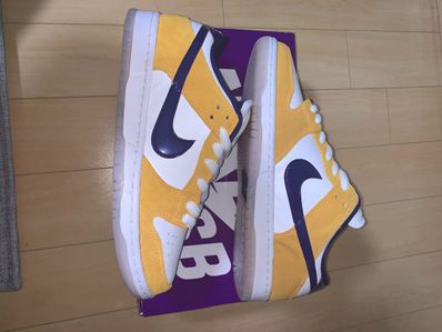 Nike SB Dunk Low "Laser Orange"