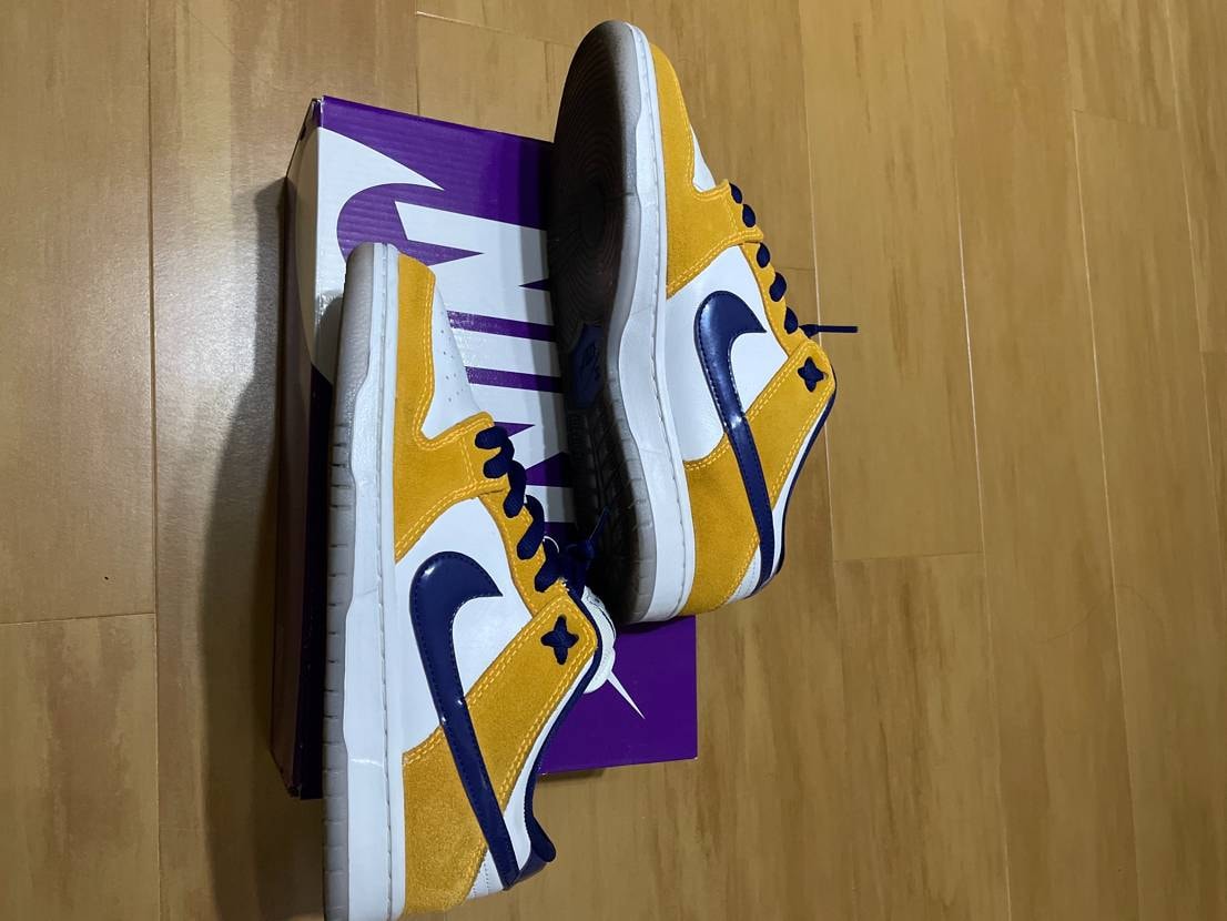 Nike SB Dunk Low "Laser Orange"