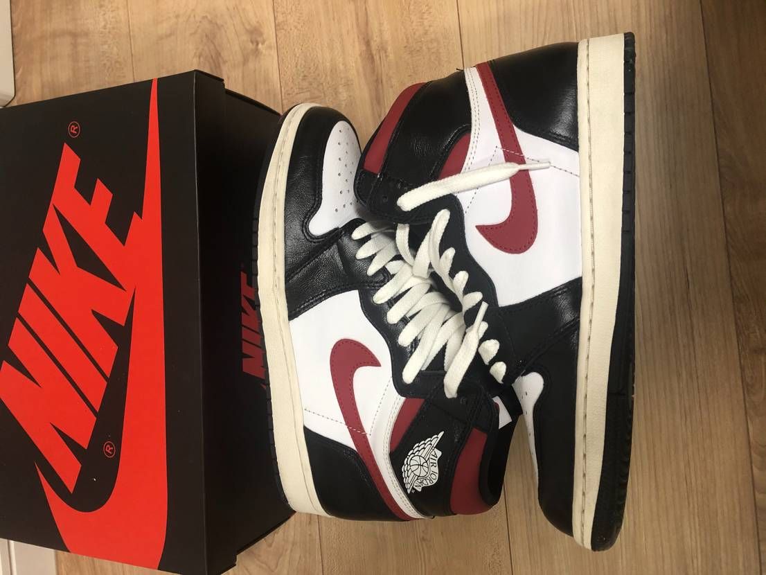 Nike Air Jordan 1 Retro High "Black/White/Sail/Gym Red"