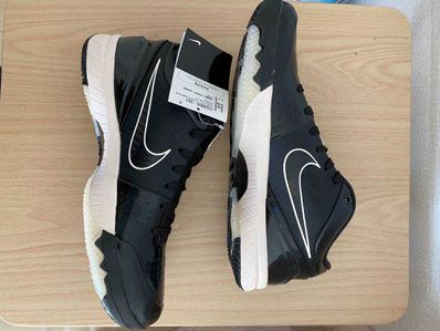 UNDEFEATED × Nike Kobe 4 Protro "Black Mamba"