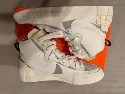 sacai × NIKE BLAZER MID "WHITE/WOLF GREY"