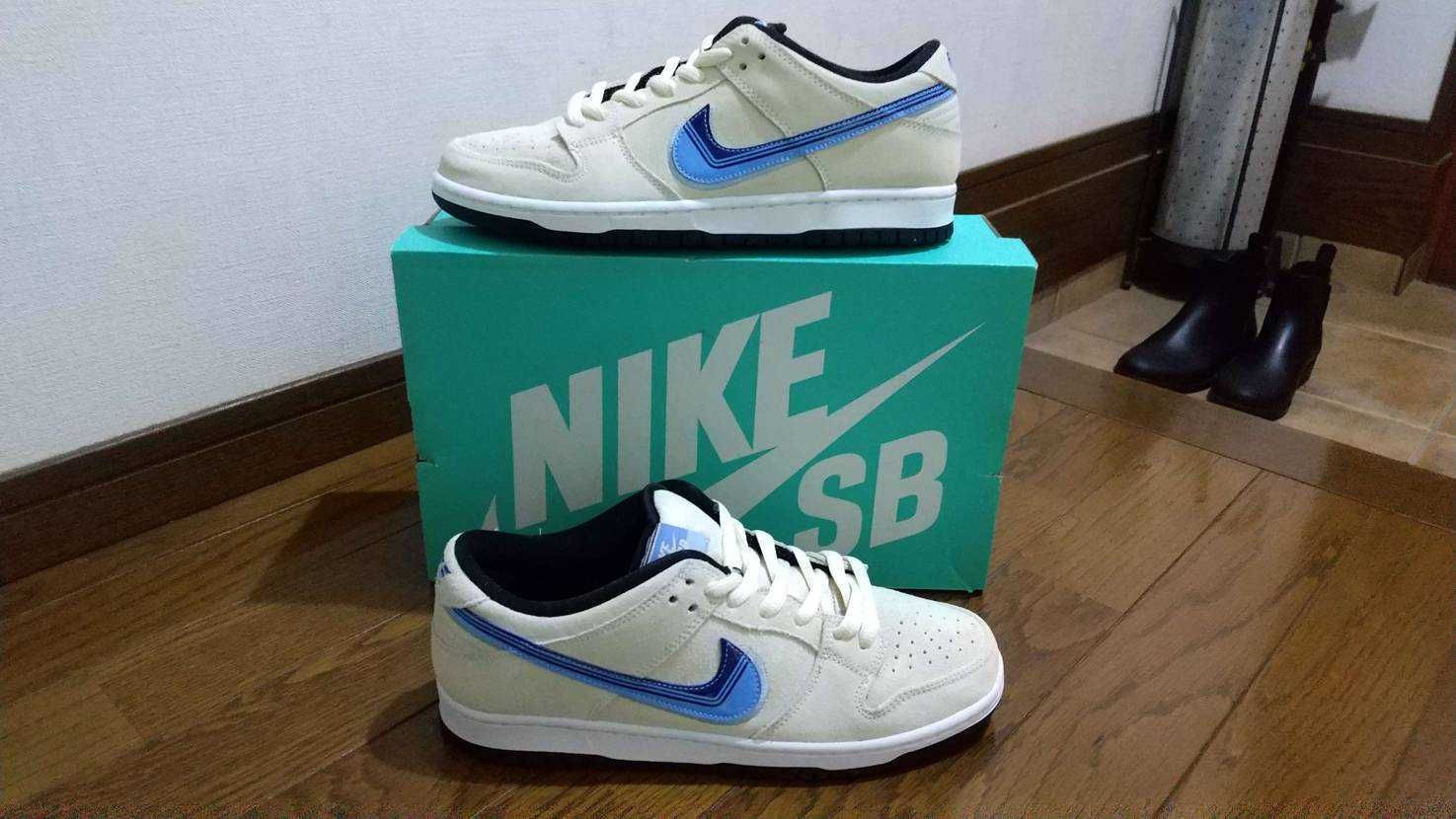 Nike SB Dunk Low "Light Cream"