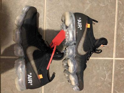 Off-White × Nike Air Vapormax "Black/Total Orange/Clear"