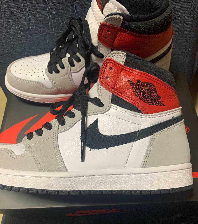 Nike Air Jordan 1 High OG "White/Black/Light Smoke Grey"