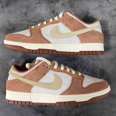 Nike Dunk Low PRM "Medium Curry"