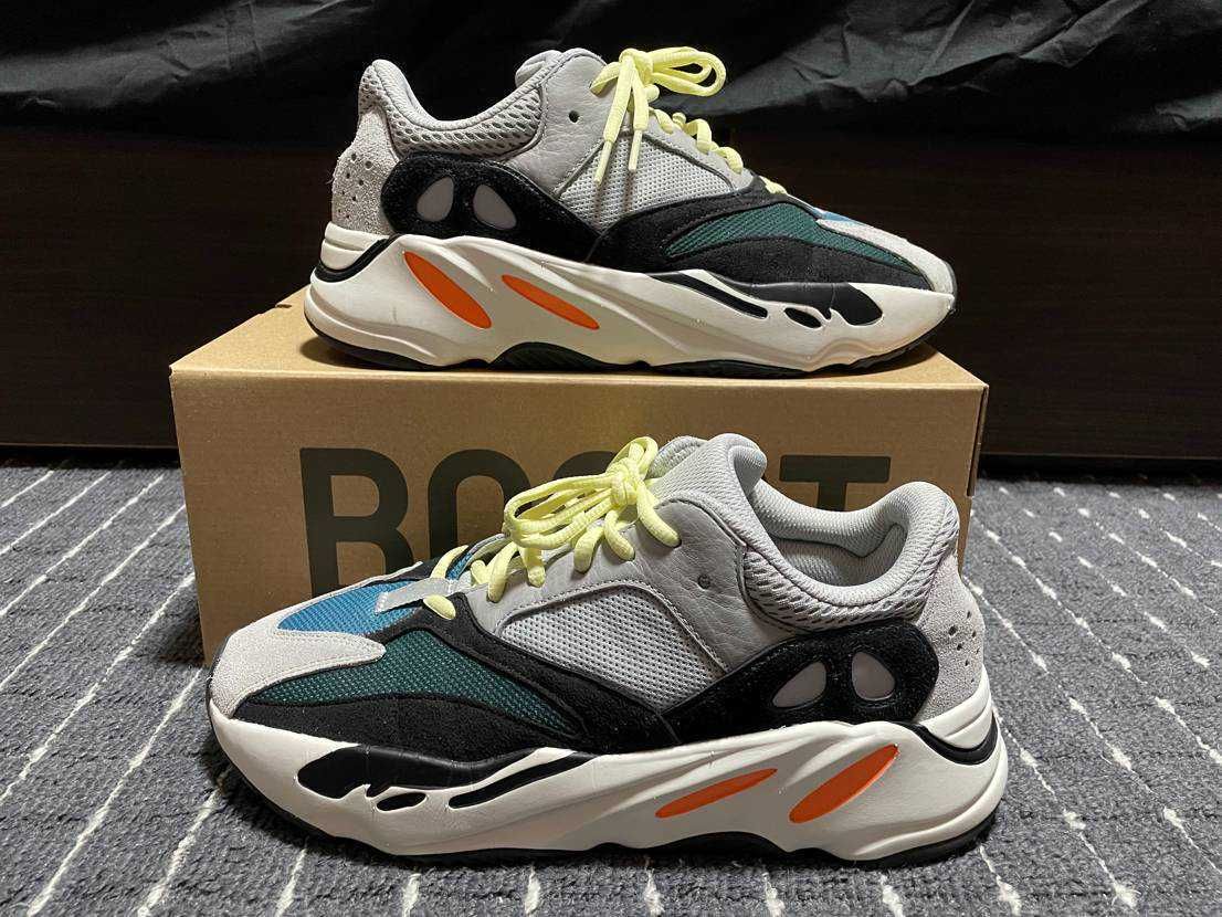 adidas YEEZY Boost 700 "Wave Runner"