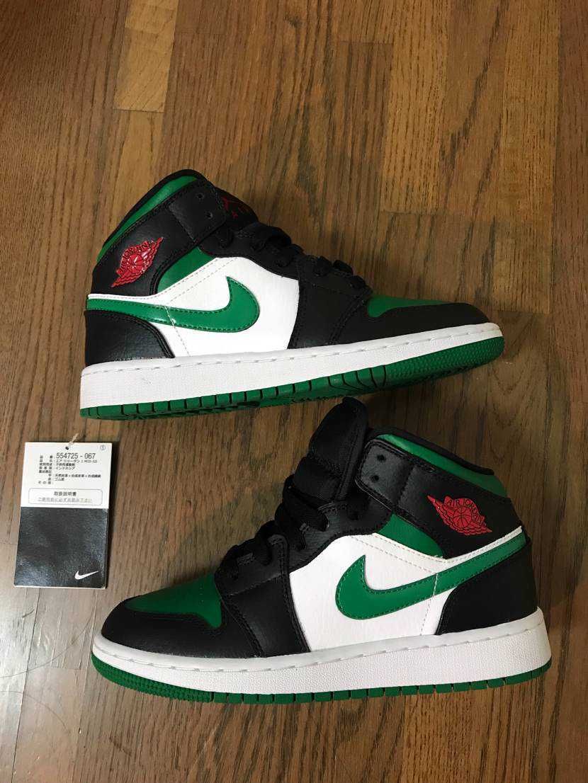 Nike GS Air Jordan 1 Mid "Green Toe"