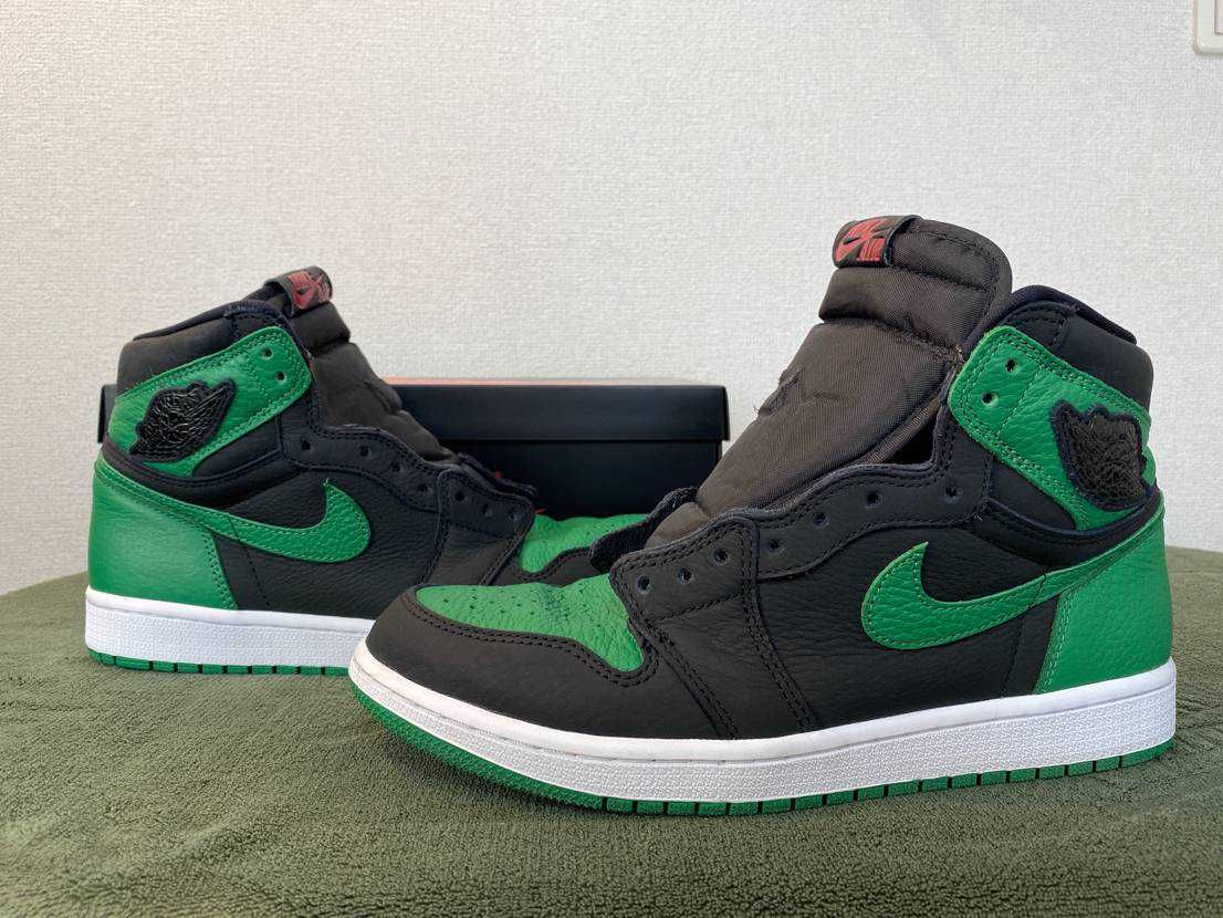 Nike Air Jordan 1 Retro High OG "Black/Pine Green" (2020)      