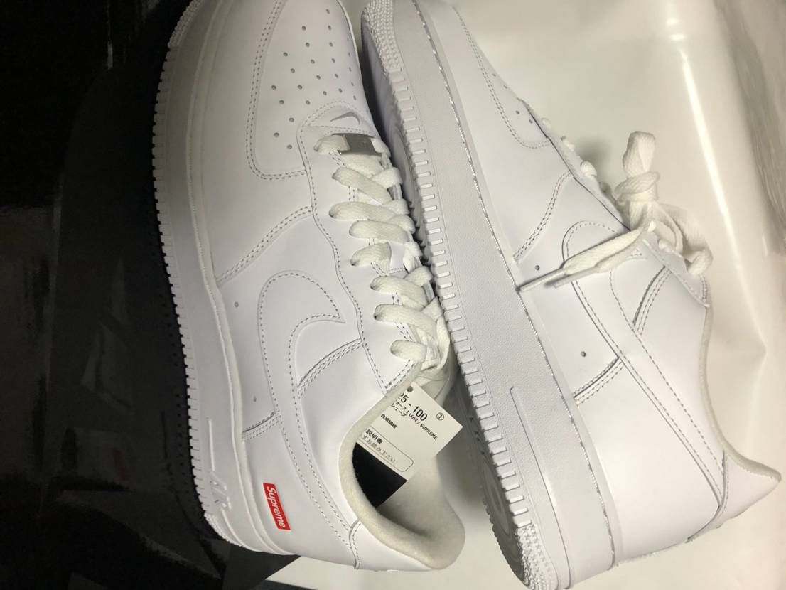 Supreme × Nike Air Force 1 Low "White"