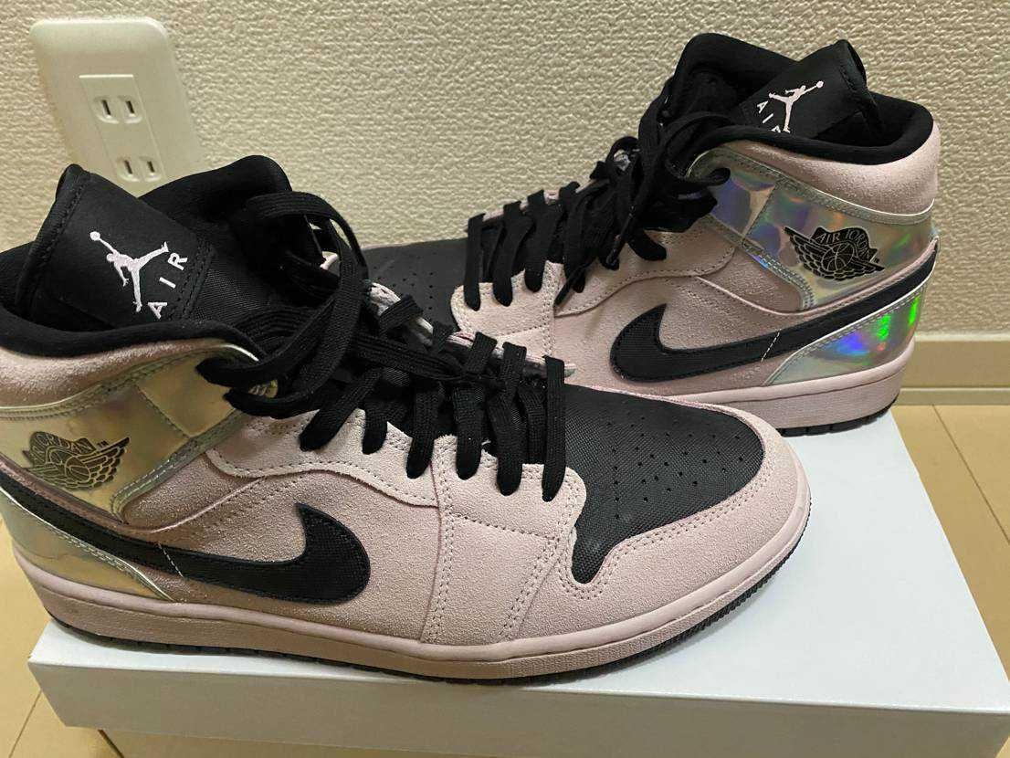 Nike Women's Air Jordan 1 Mid "Chrome Wings"