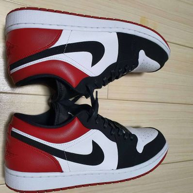 Nike Air Jordan 1 Low "Black Toe"
