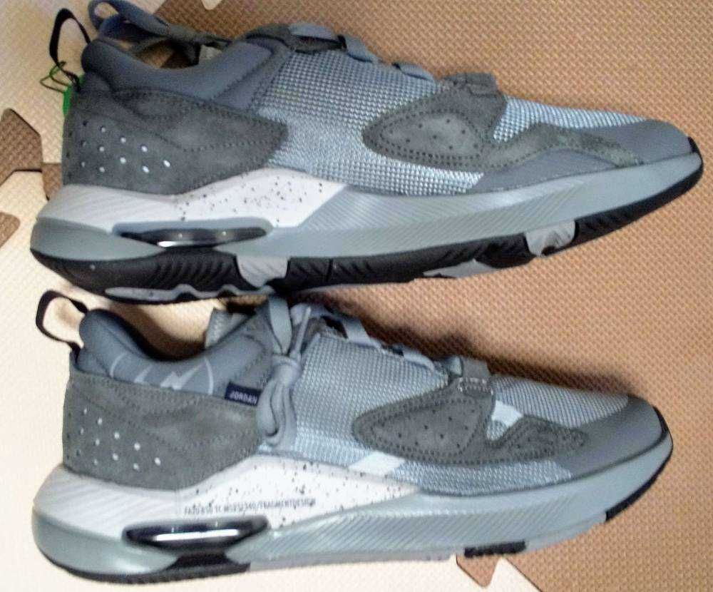 FRAGMENT × JORDAN AIR CADENCE PARTICLE GREY