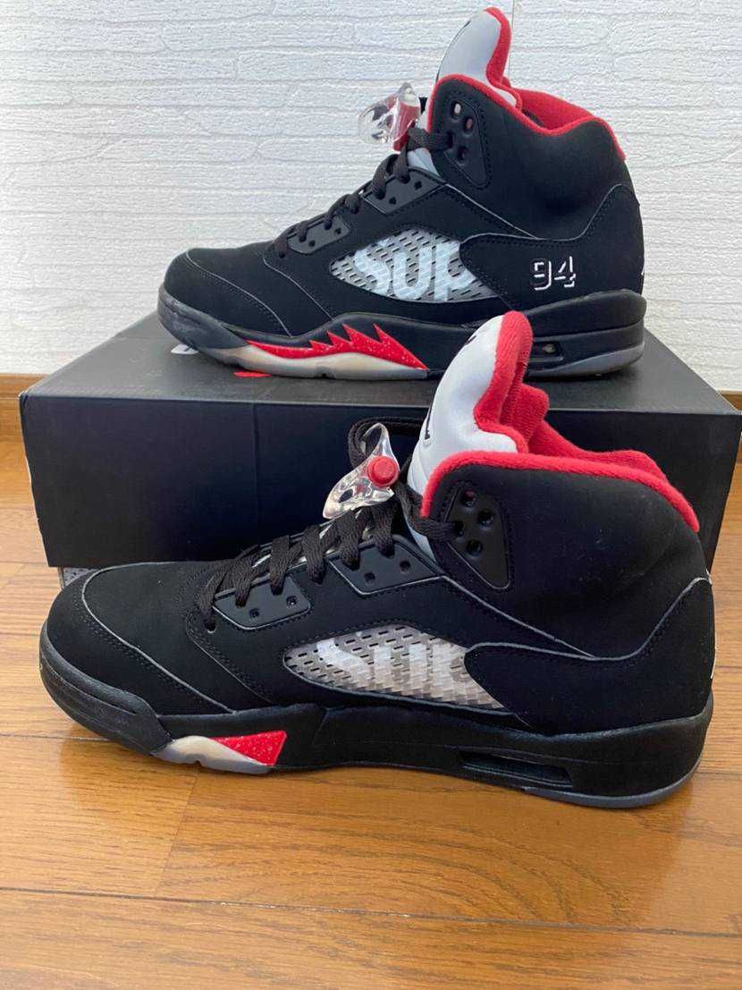 Supreme × Nike Air Jordan 5 Retro "Black"