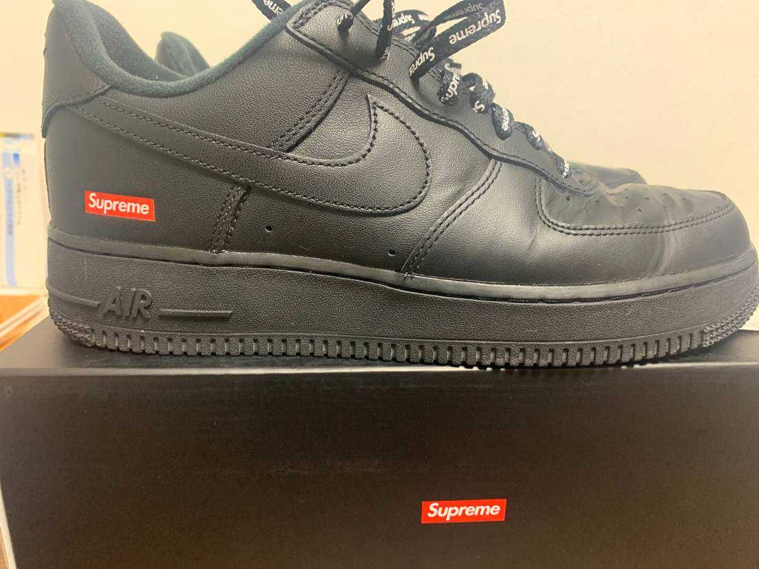 Supreme × Nike Air Force 1 Low "Black"
