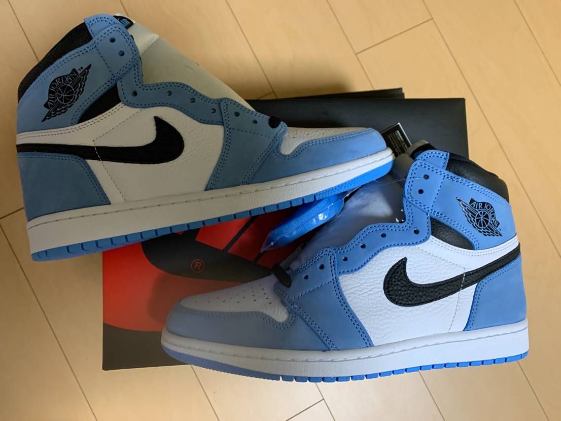 Nike Air Jordan 1 High OG "University Blue"