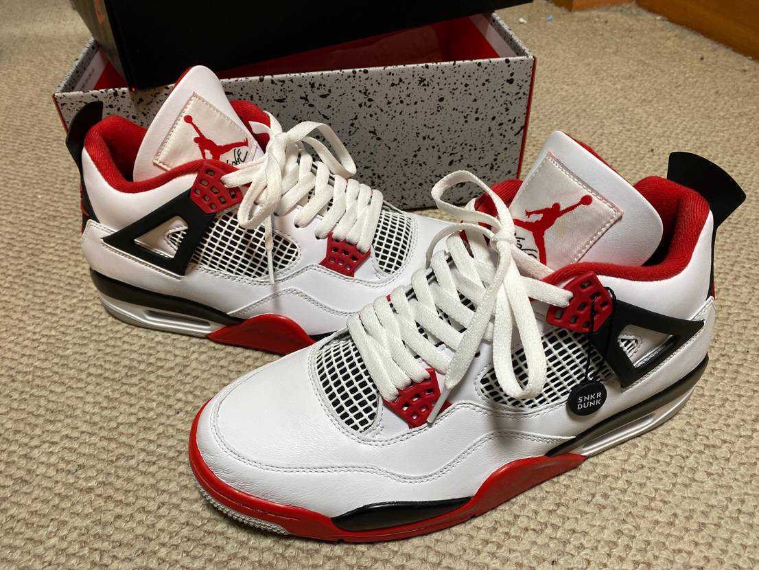 Nike Air Jordan 4 Retro OG "Fire Red" (2020)