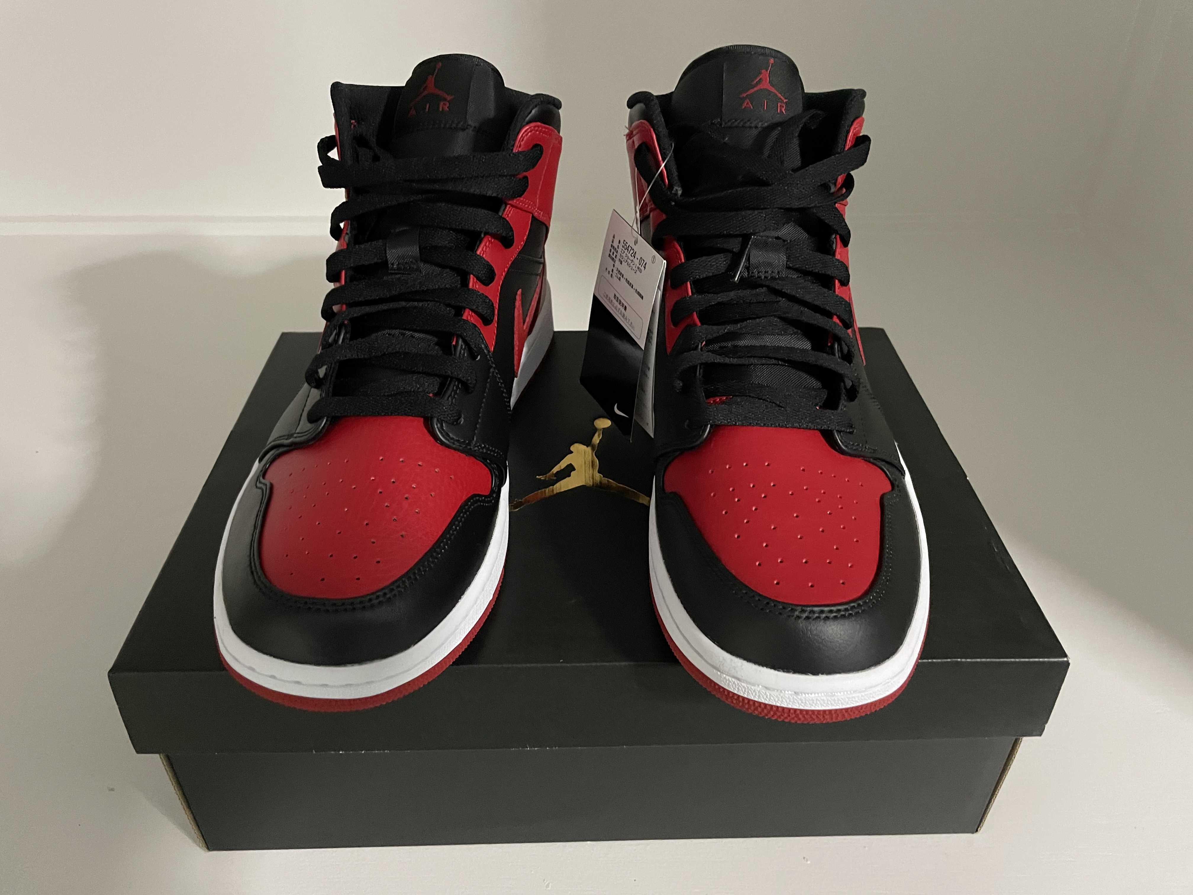 Nike Air Jordan 1 Mid "Bred"