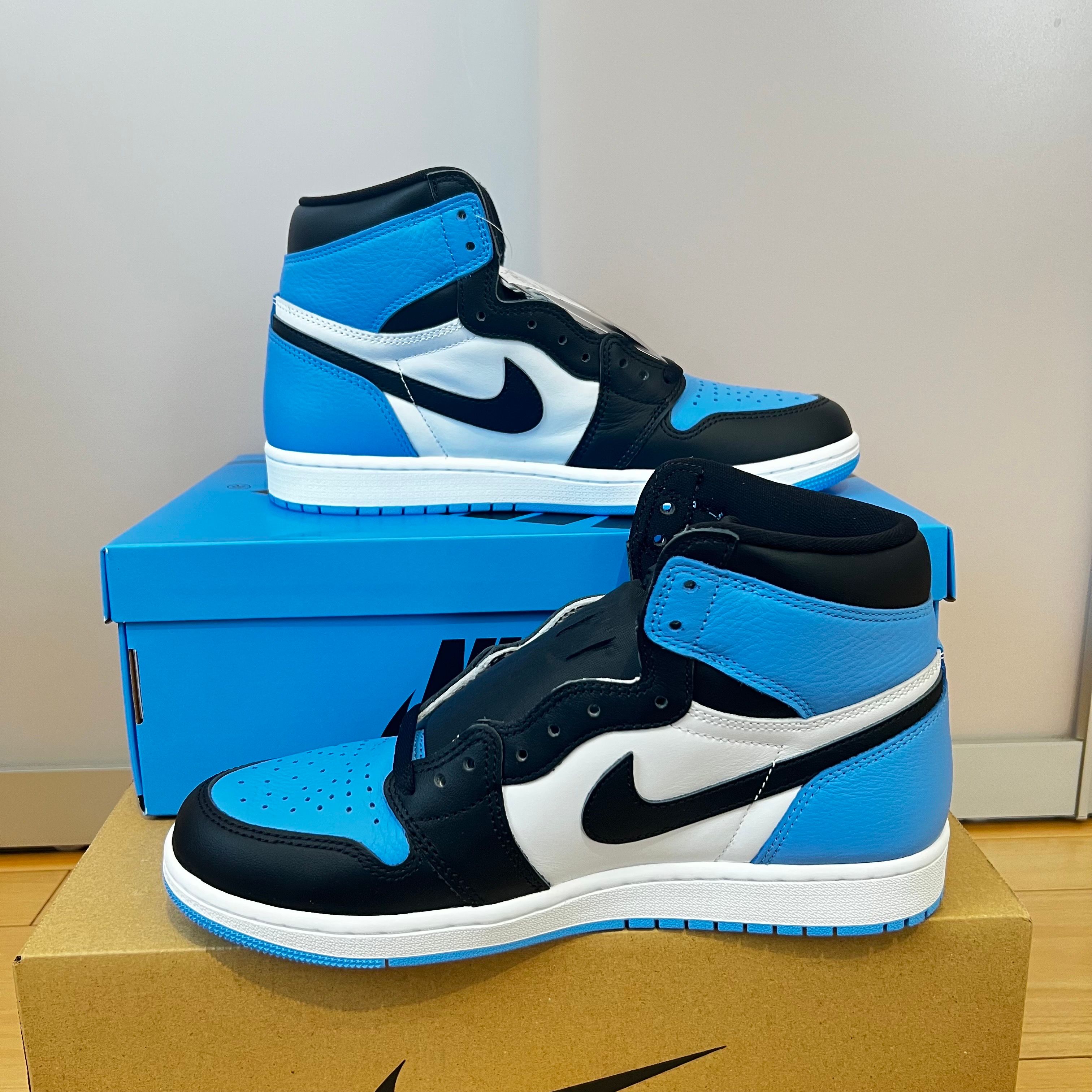 Nike Air Jordan 1 Retro High OG "University Blue/UNC Toe"