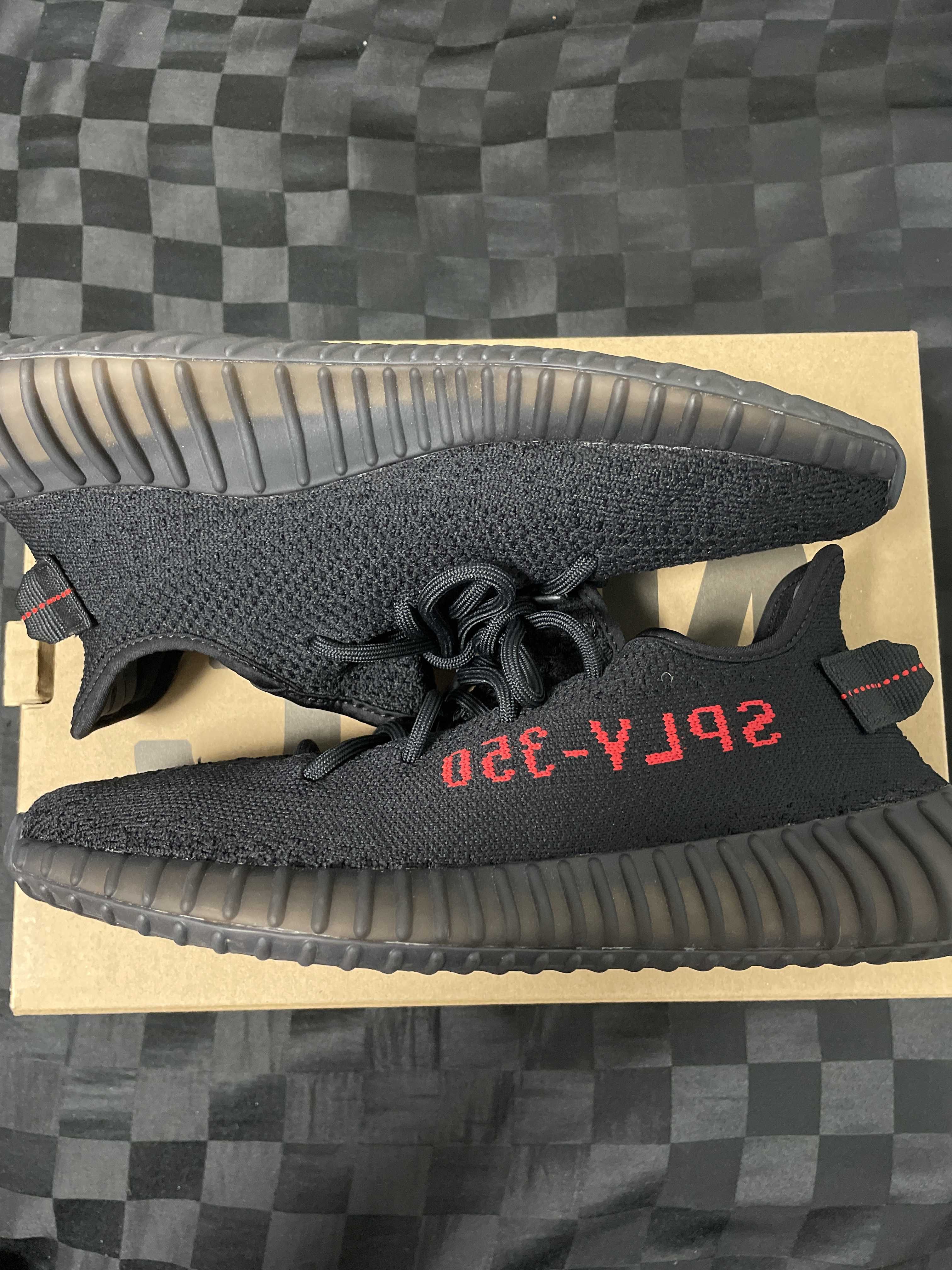 adidas YEEZY Boost 350 V2 "Core Black/Red" (2020)
