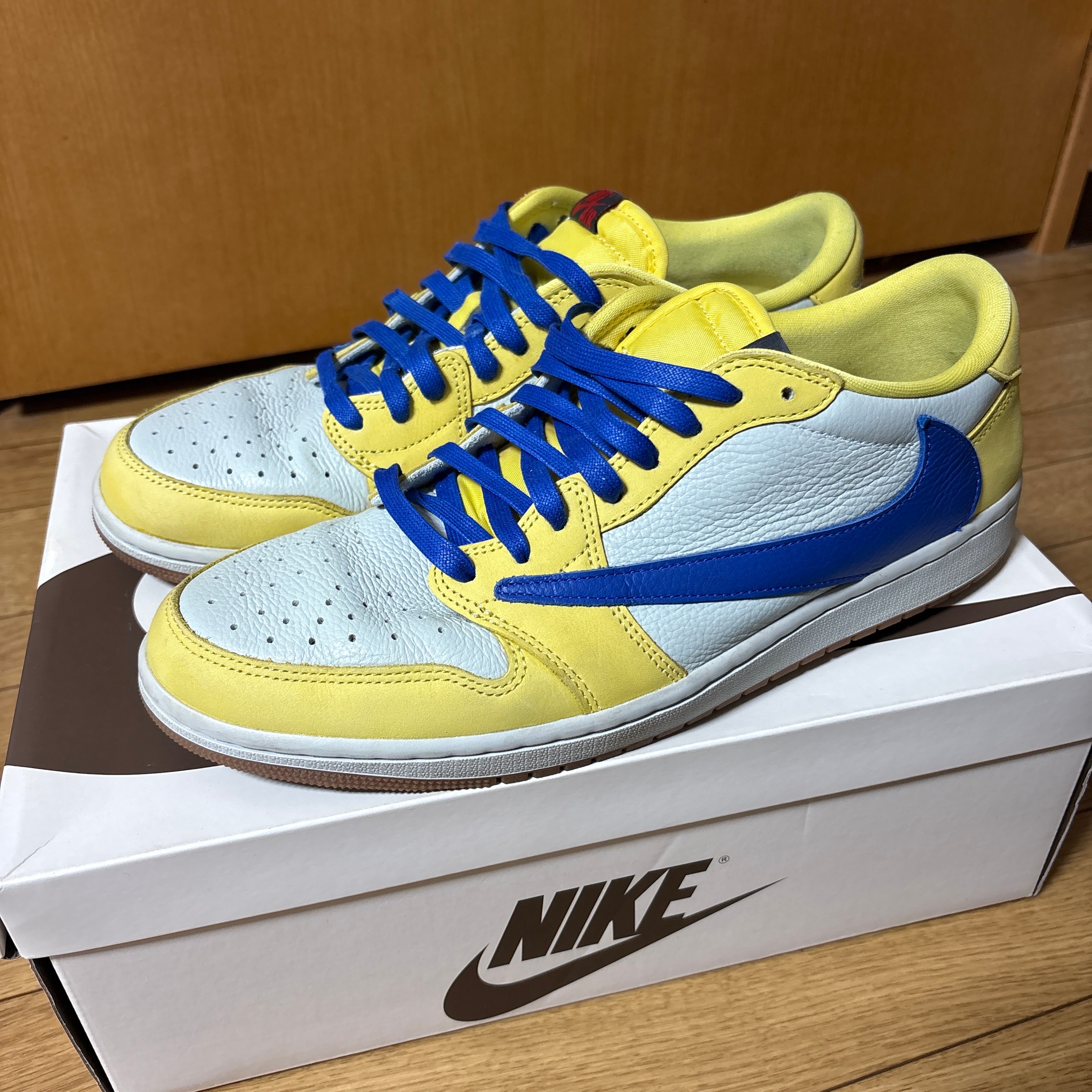 トラヴィス・スコット×ナイキ エアジョーダン1 レトロ ロー OG \"カナリー\" トラヴィススコット×ナイキ エアジョーダン1 レトロ ロー OG カナリー