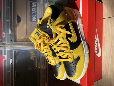 Nike Dunk High "Black/Varsity Maize"