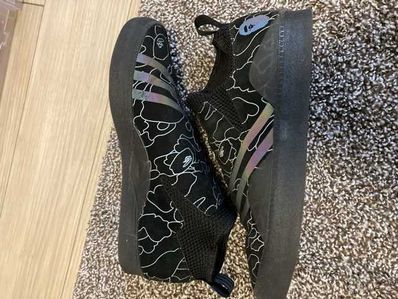 adidas YEEZY Boost 350 V2 "Black"