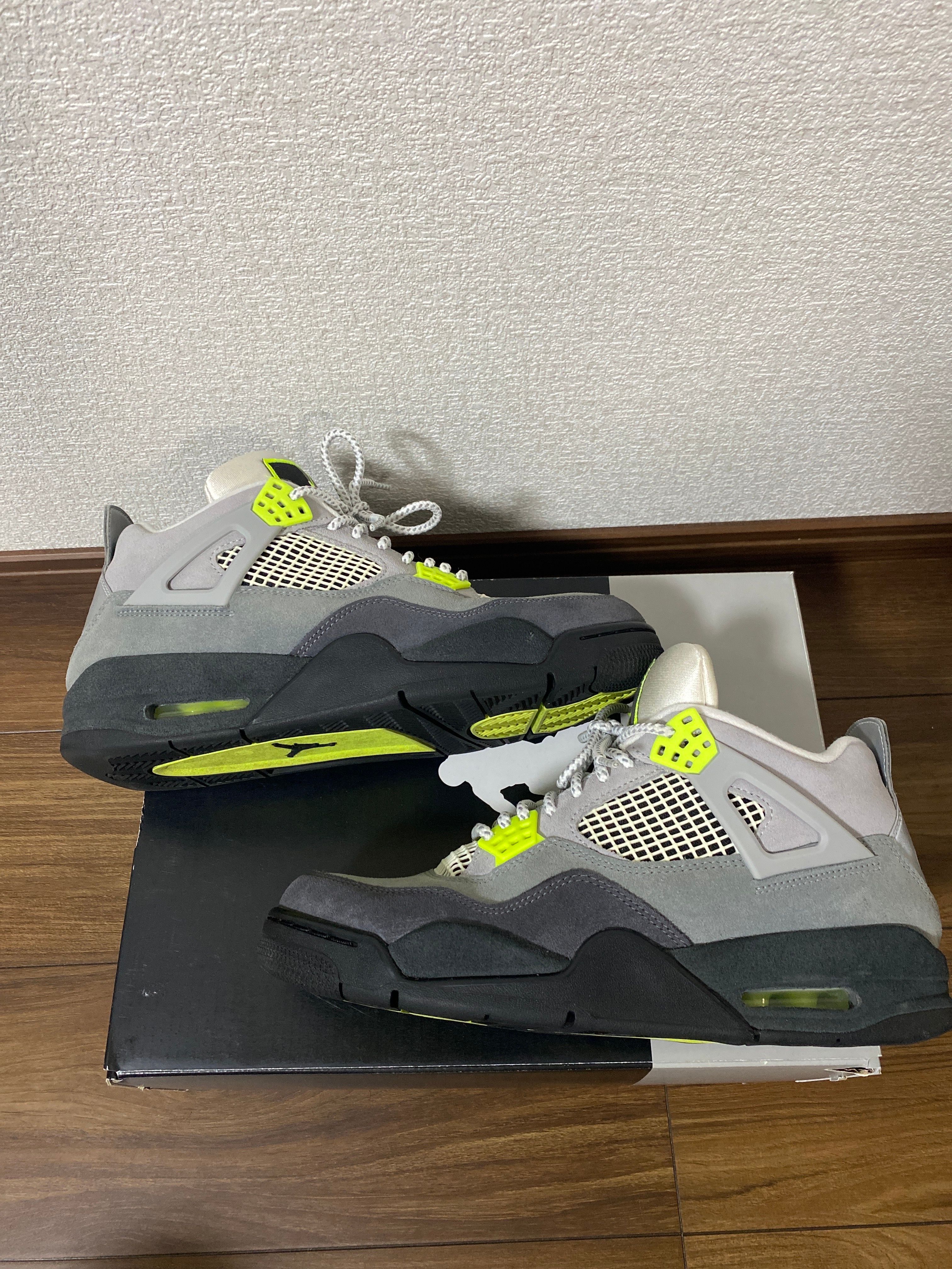 NIKE AIR JORDAN 4 RETRO LE "NEON"