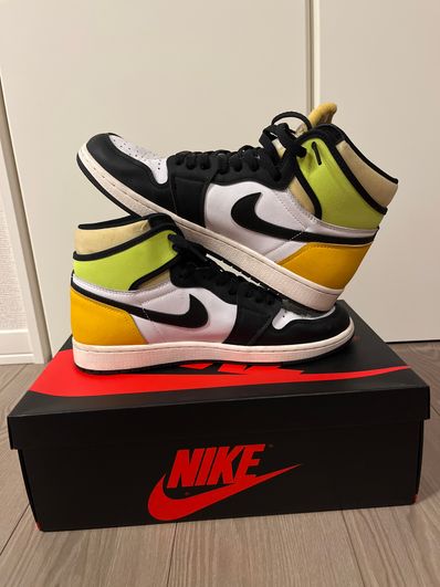 Nike Air Jordan 1 High OG "Volt Gold"