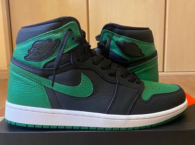 Nike Air Jordan 1 Retro High OG "Black/Pine Green" (2020)