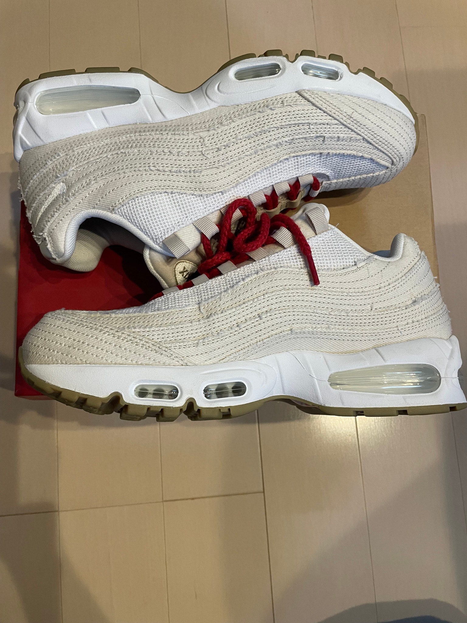 Levi's × Nike Air Max 95 OG "Denim White"