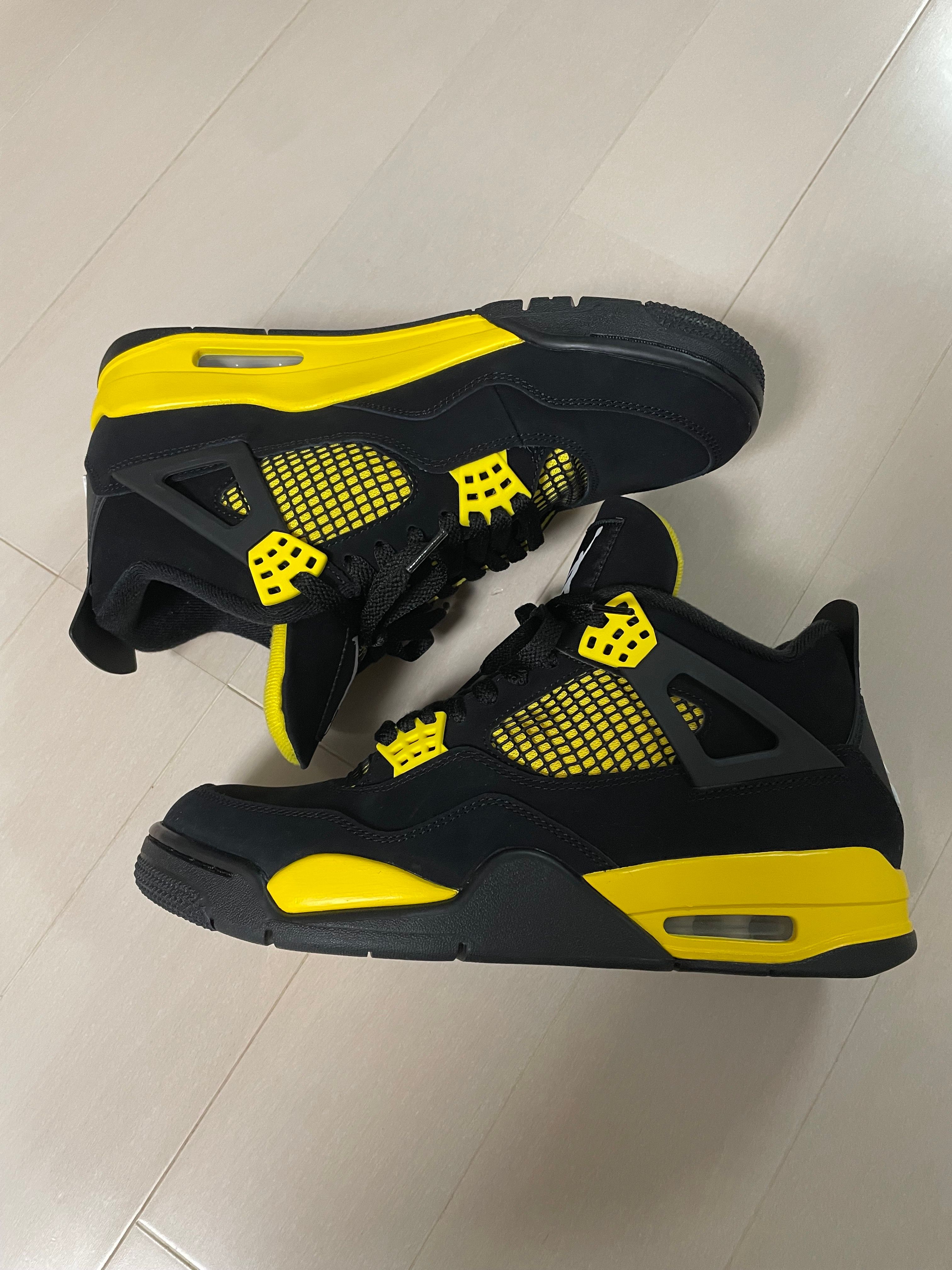 Nike Air Jordan 4 Retro "Thunder"(2023)